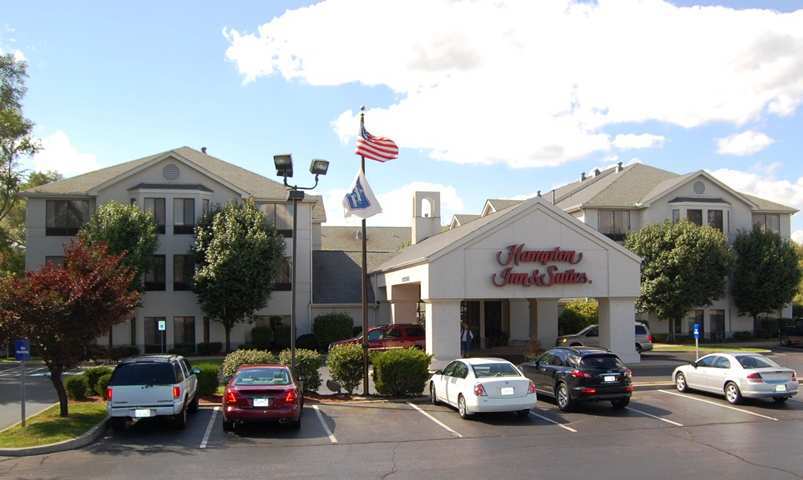 Hampton Inn & Suites South Bend Bagian luar foto